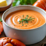 découvrez une recette facile et onctueuse de sauce à la bisque de homard, idéale pour sublimer vos plats de fruits de mer avec une touche gourmande.